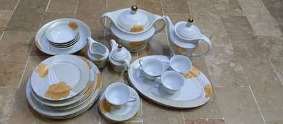 Dinner set