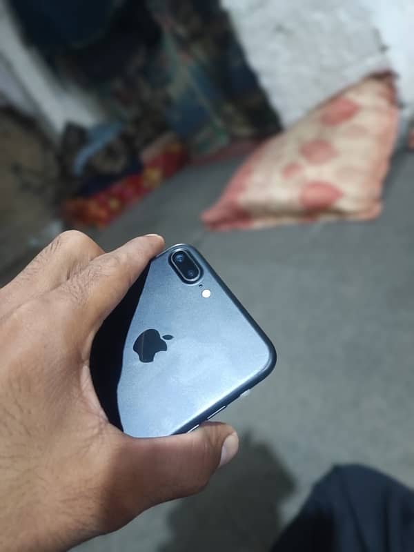 iphone 7 plus 18 gb pta aproved 3