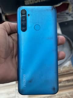 realme 5i 4/64 0