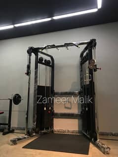 Cable cross over machine gym