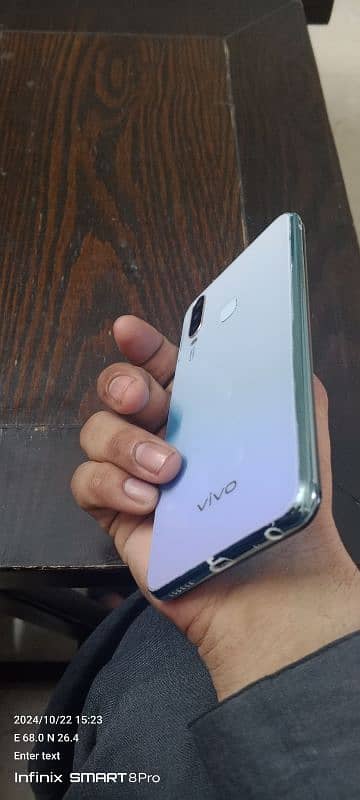 vivo y 17 0