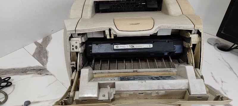 HP leserJet 1300 for sale 9