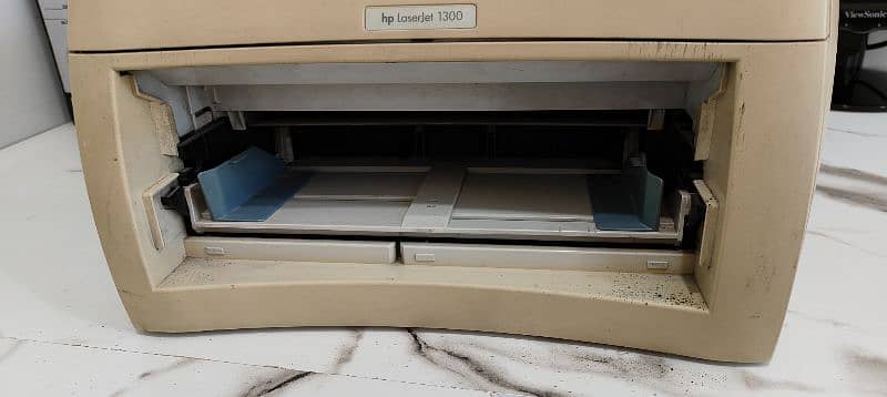 HP leserJet 1300 for sale 11