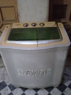 kenwood semiAutomatic washing + spiner,