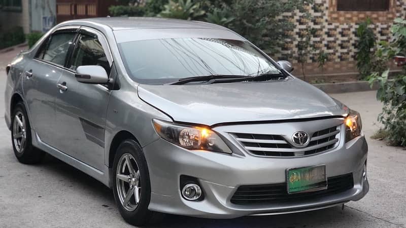 Toyota Corolla GLI 2013 3