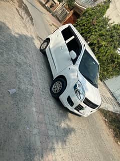 Suzuki Wagon R 2018 total genuine home used