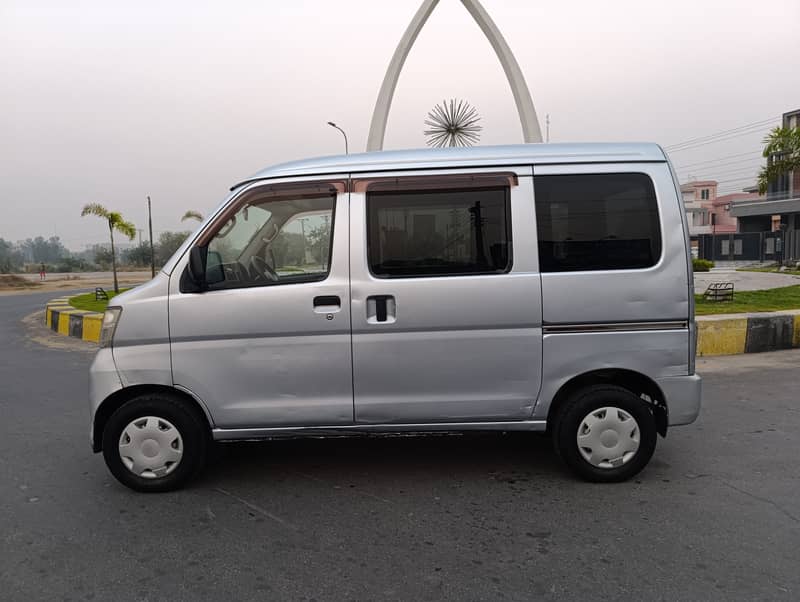 Daihatsu Hijet Silver Total Genuine 13/18 Lahore Registered 5