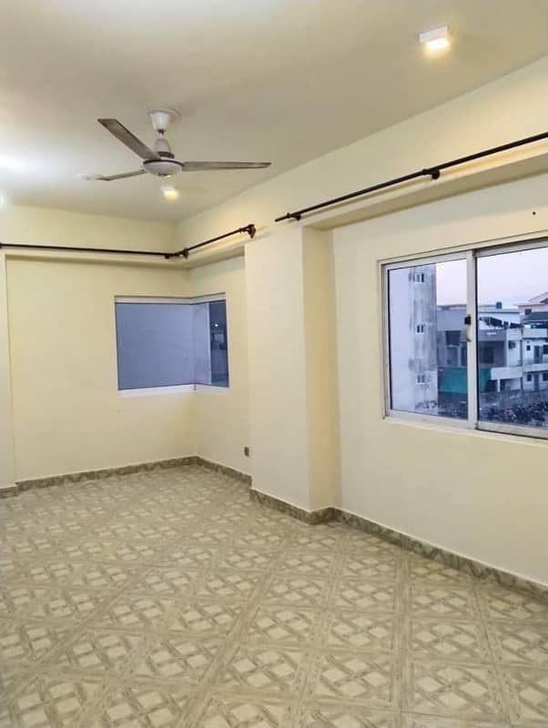 Investor rate 2 bed apartment for sale rentel value 65 hazar 0