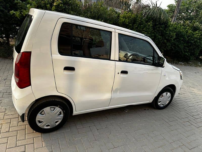 Suzuki Wagon R 2020 17