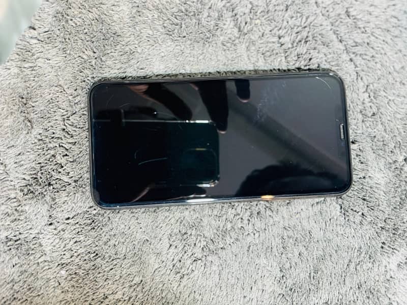 IPhone 11 Pro Max PTA Approved 2