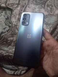 One plus N200