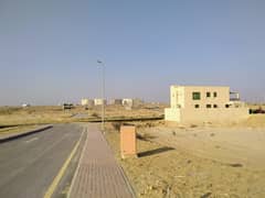 Precinct 6 ~ Residential Plot 250 Sq. Yd. Good Heighted & Prime Location in Bahria Town Karachi 0