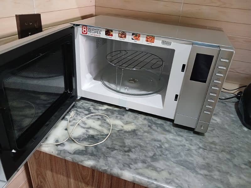 microvavae oven 3