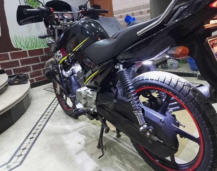 Yamaha ybr g 2021/22 like Honda 150 Suzuki 150 sports touring bike 2