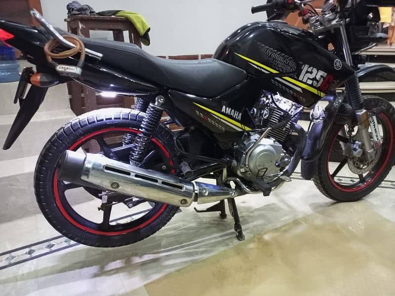 Yamaha ybr g 2021/22 like Honda 150 Suzuki 150 sports touring bike 3