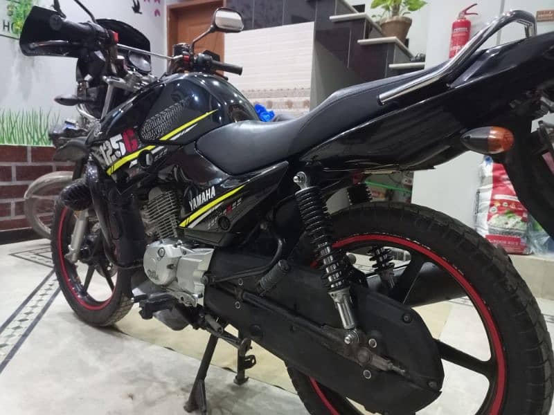 Yamaha ybr g 2021/22 like Honda 150 Suzuki 150 sports touring bike 14