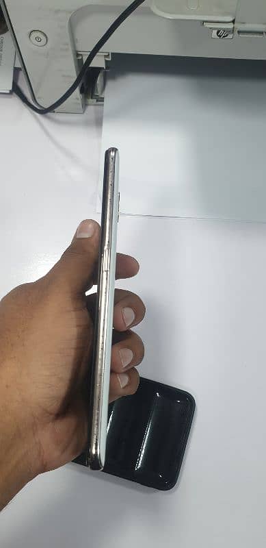 oppo f11 4