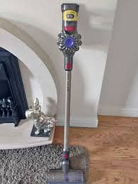 Dyson V8 cordless turbine vacuum cleaner