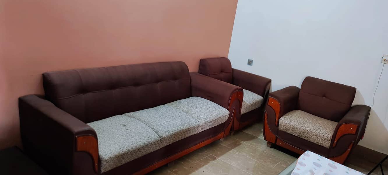 Sofa Set, 2 Different Sofa Set in Good Condition for Sale 8