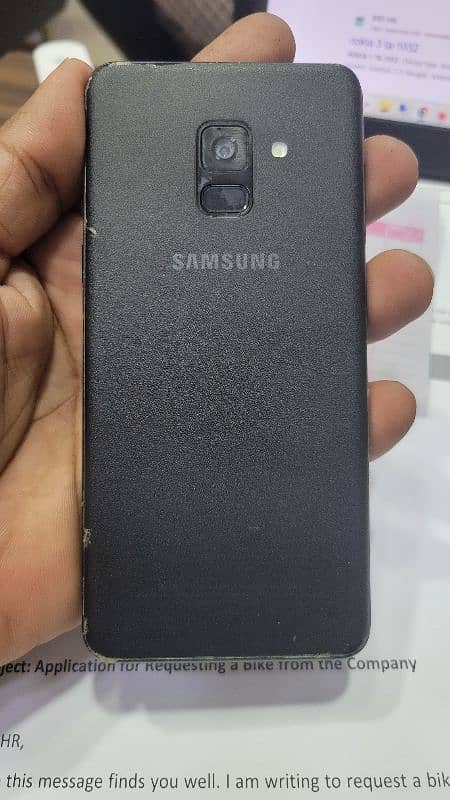 Samsung A8 2018 Panel Damage some time working Approved 32 Gb Variant 1