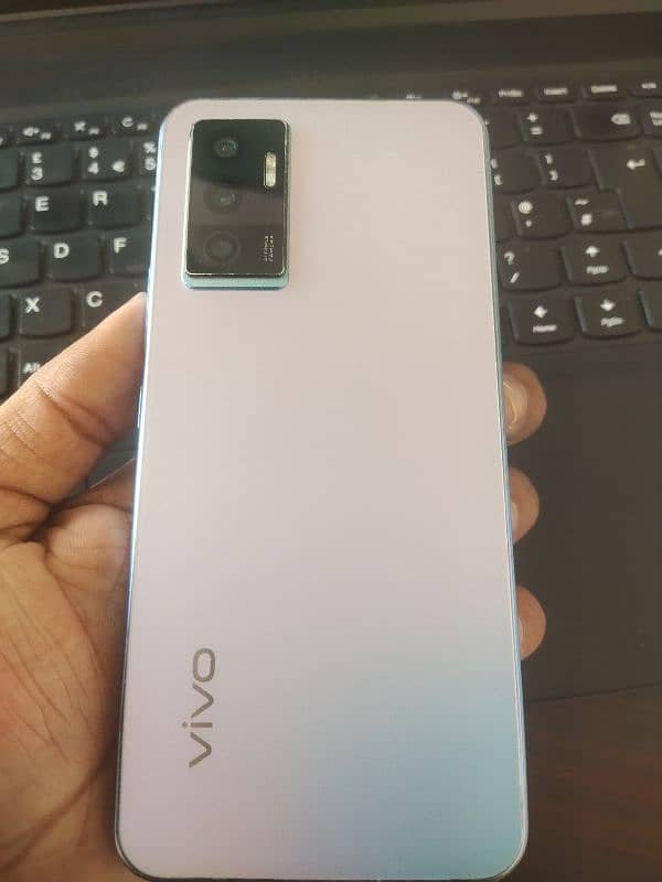 Vivo v23e 3