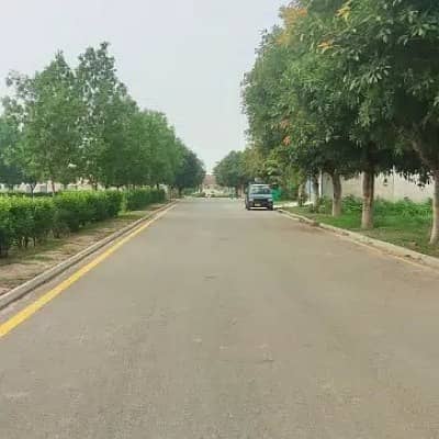 5 MARLA MOST BEAUTIFUL PRIME LOCATION RESIDENTIAL PLOT FOR SALE IN NEW LAHORE CITY PHASE 4 7