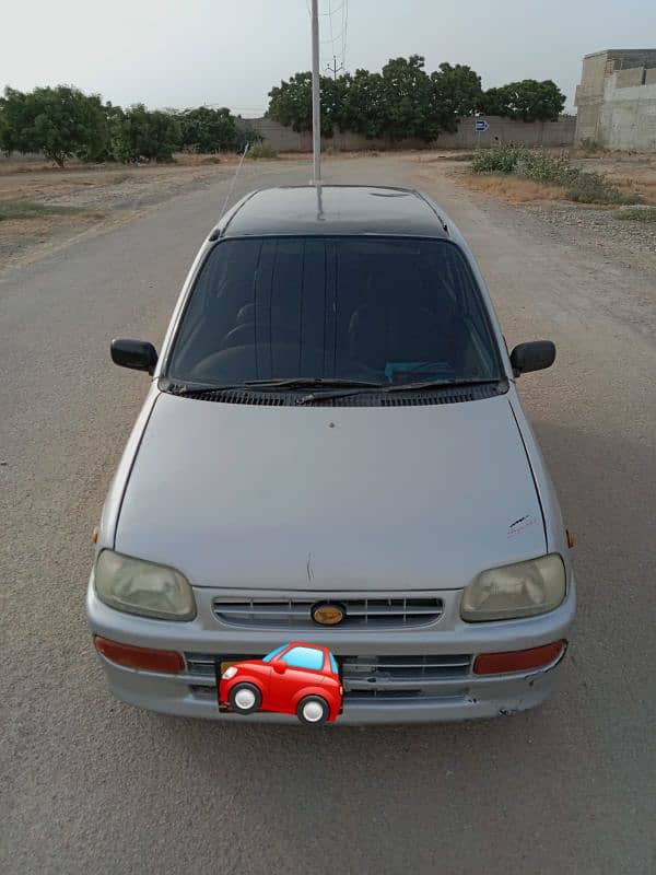 Daihatsu Cuore 2000 1