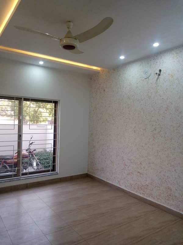 10 Marla Lower Portion is Available For Rent in Sector C Bahria Town Lahore 6