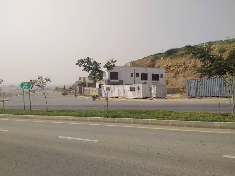 Precinct 9 Heighted Location 500 Sq. Yards Residential plot with Allotment in Hand, Bahria Town Karachi 0