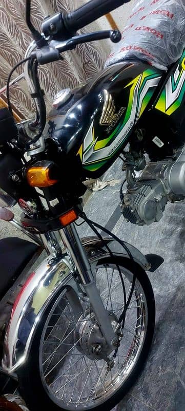 Honda CD-70 for sell 4