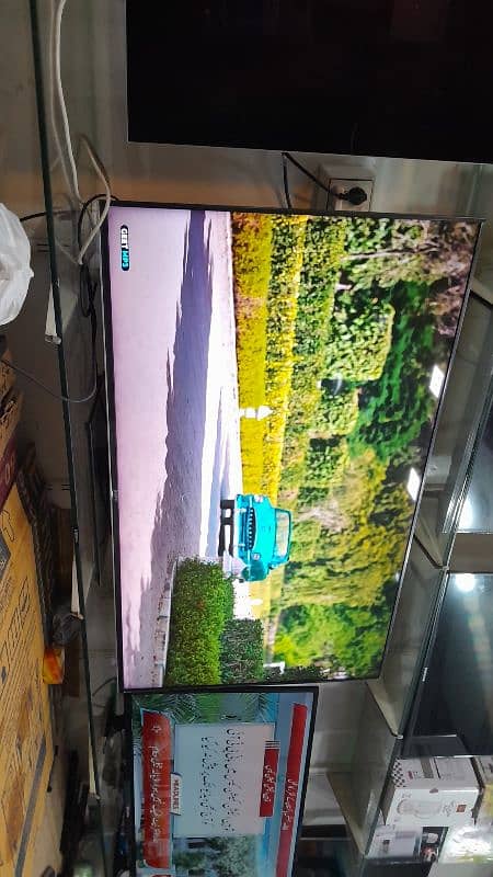 55"sony 4k led TV 1