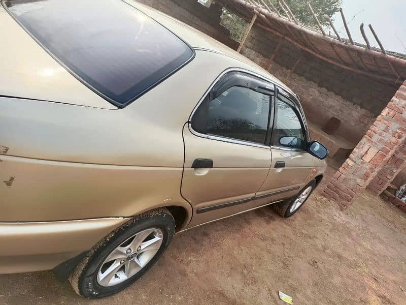 Suzuki Baleno 2004 5