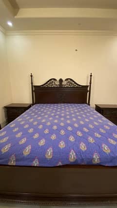 solid heavy wood king bed for sale with diamond spring mattress