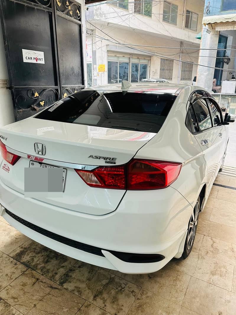 Honda City Aspire 2022 Already Bank Leased 6