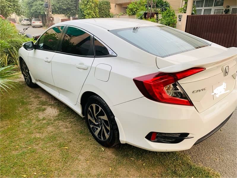 Honda Civic Oriel UG + Nav Total Genuine 17