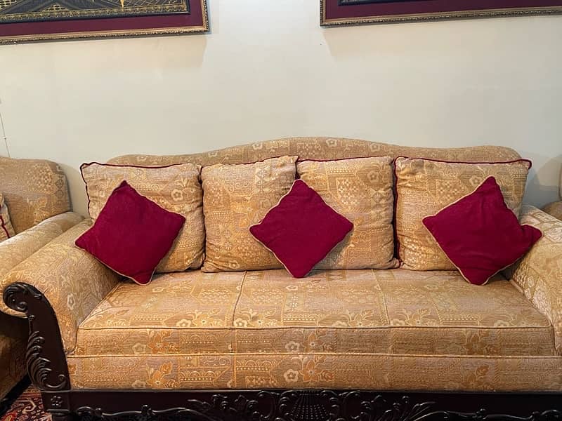 excellent condition preloved sofa set for sale 5