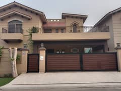 This is a 17 Marala 5 bedroom Brigadier house up for sale in Sector F Askari 10.