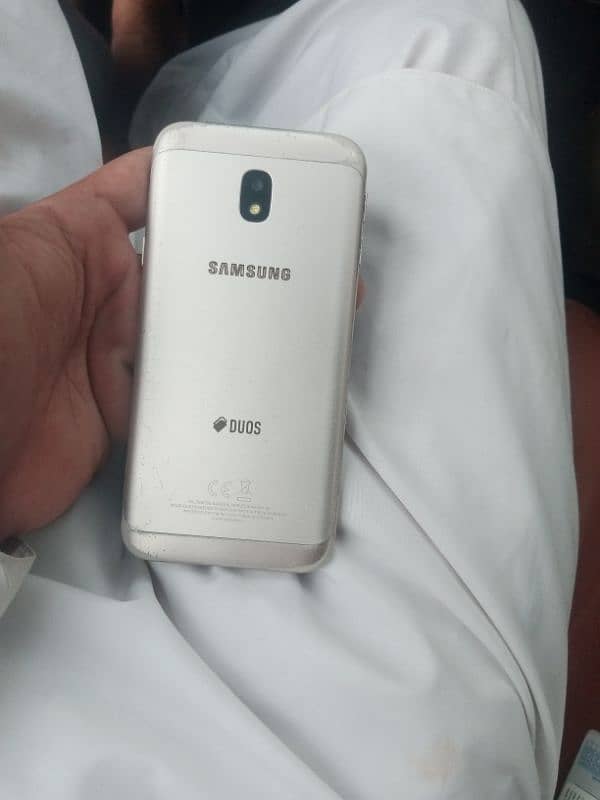 Samsung j3 Pro 2/16 RAM memory 4G mobile hai 3