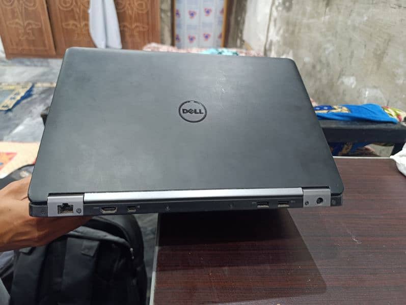 Dell laptop i7 6th gen. 512gb 1