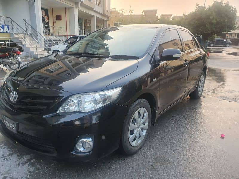 Toyota Corolla XLI 2013 1