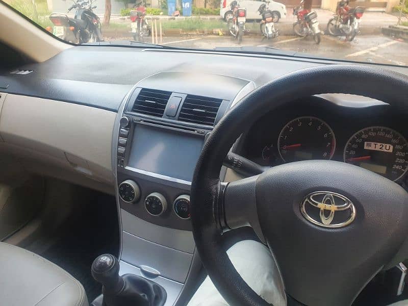 Toyota Corolla XLI 2013 9