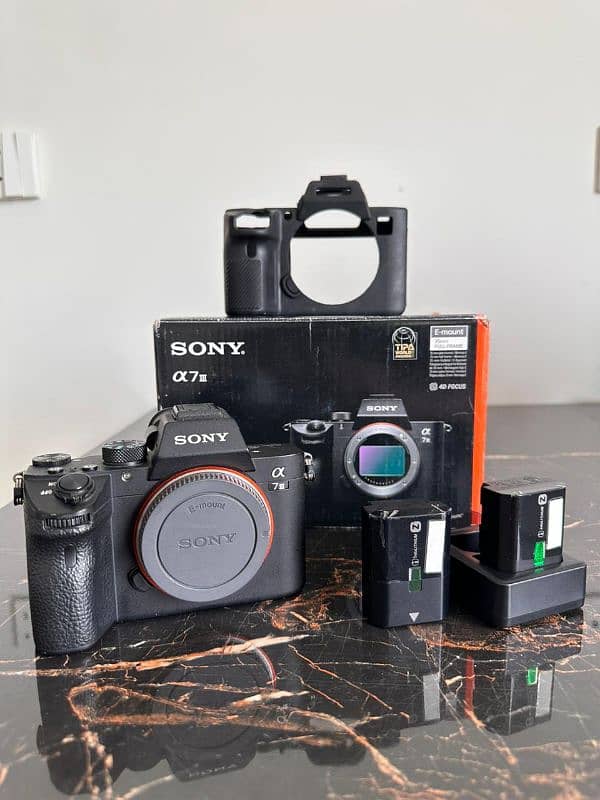 Sony A7III Camera New Condition good working for sale 0