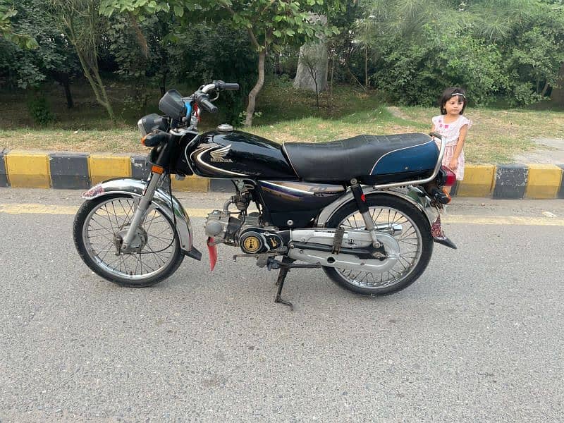 honda CD 70 total genuine condition 2