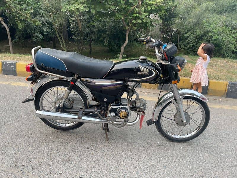 honda CD 70 total genuine condition 3