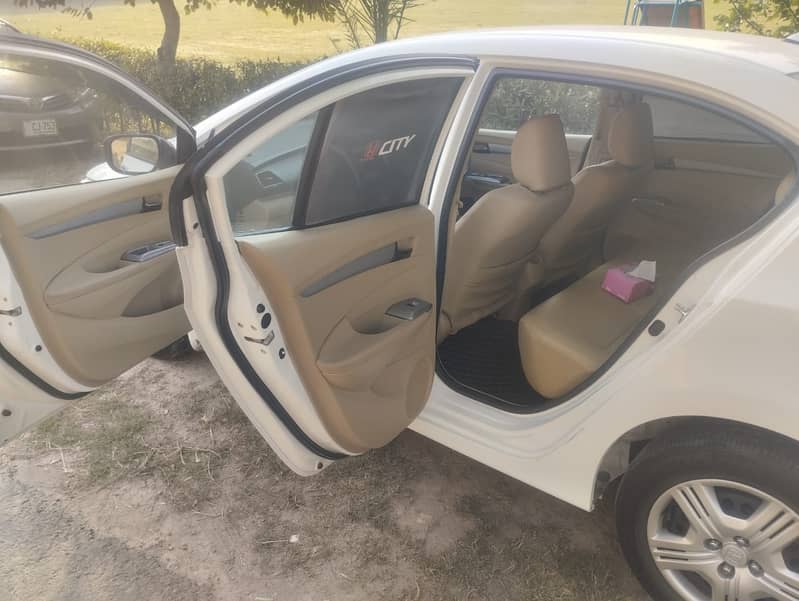 Honda City IVTEC 1.5 - 2018 10