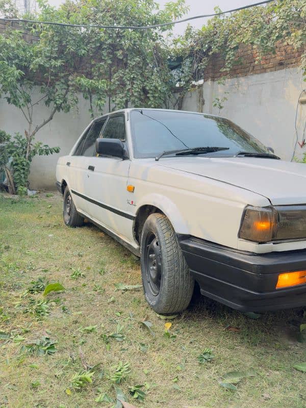 Nissan Other 1989 3