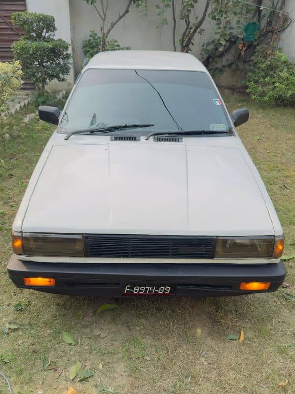 Nissan Other 1989 4