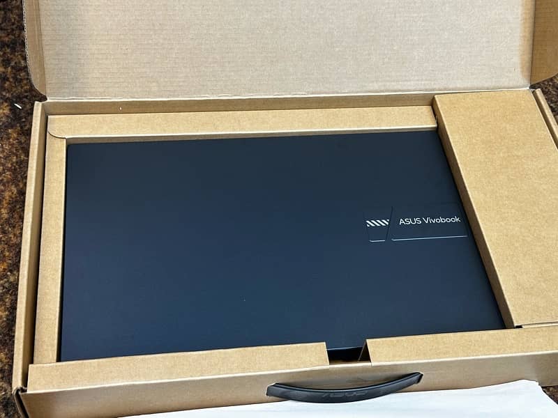 Asus X1404S VivoBook With Boxes 4