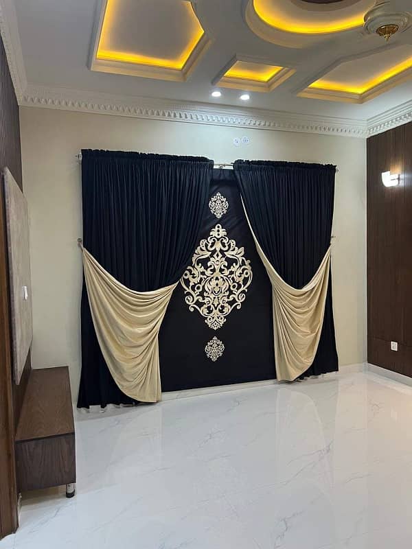 BRAND NEW 10 MARLAS HOUSE AVAILABLE FOR SALE SECTOR B BLOCK TAKBEER BLOCK SHAHEEN BAHRIA TOWN LAHORE 9