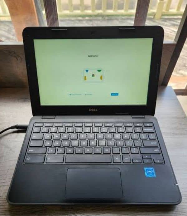 Model : Dell 3180 Chromebook 1